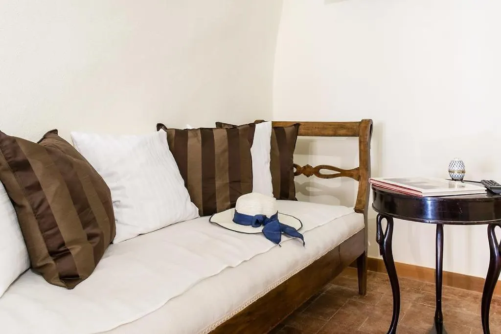 Lyon Apartment Anfiteatro Square, Lucca